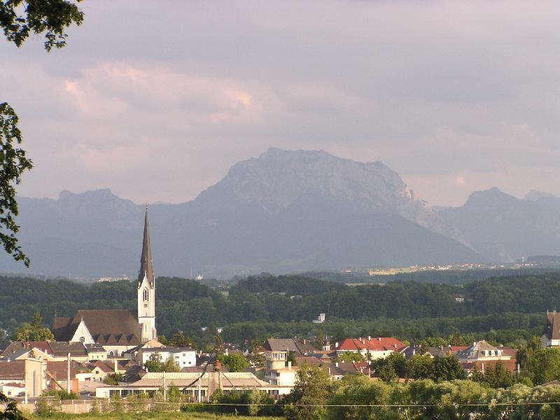 Schwanenstadt - Traunsteinblick auf Schwanenstadt