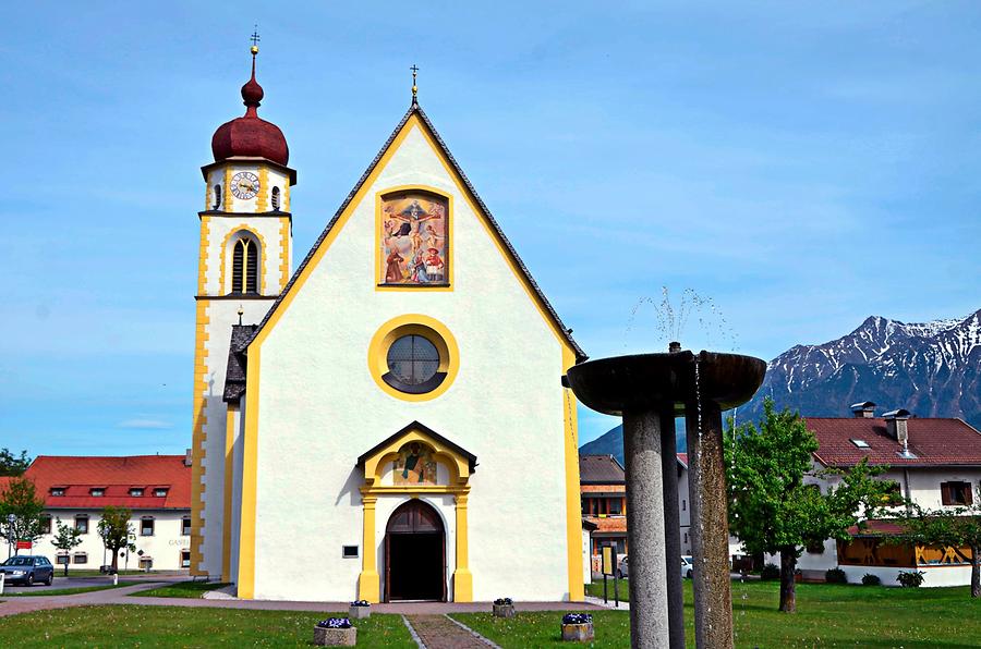 Dreifaltigkeitskirche Barwies, Mieminger Plateau