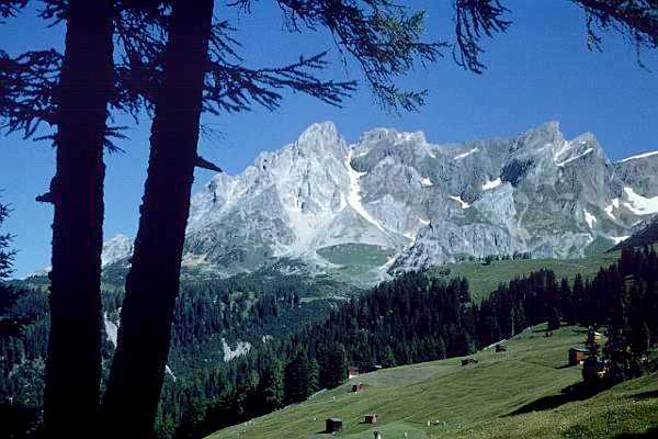 Flirsch - Blick auf die Eisenspitze