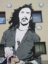 Kunstpfad - Graffito 'Frank Zappa' von Gustav Troger