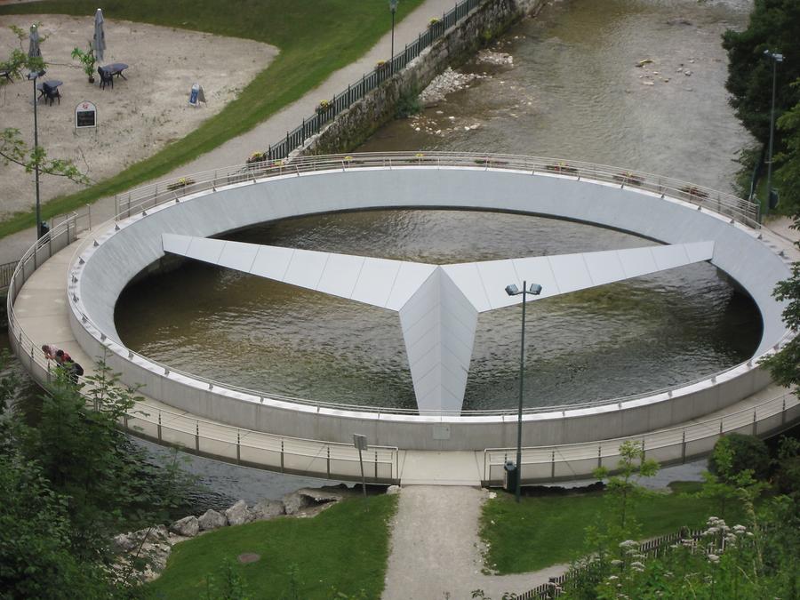 Mercedes-Brücke