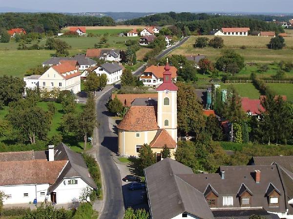 Auffen, Kirche