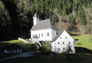 Kirche Herbst