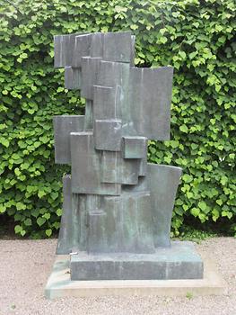 Große Figur von Fritz Wotruba, 1967