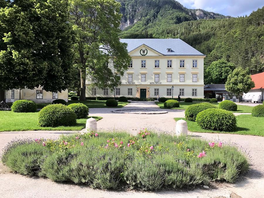 Schloss Reichenau Reichenau an der Rax Niederösterreich Bilder im