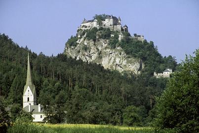 Die Burg Hochosterwitz in Kärnten Österreich. Photographie um 1999., IMAGNO/Christian Schuhböck