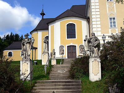 Aufgang zur Schlosskirche., Foto: Wolfgang Sauber. Aus: Wikicommons 