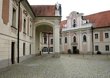 Schloss Steyr, Aus: WikiCommons 