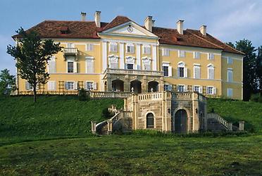 Schloss Halbenrain - Foto: Österreich Werbung