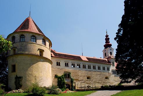 Schloss Hollenegg, Westseite