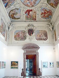 Schloss Trautenfels, Marmorsaal., Foto: Wolfgang Sauber. Aus: Wikicommons unter CC 