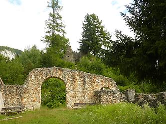 Teil der Ruine Wolkenstein