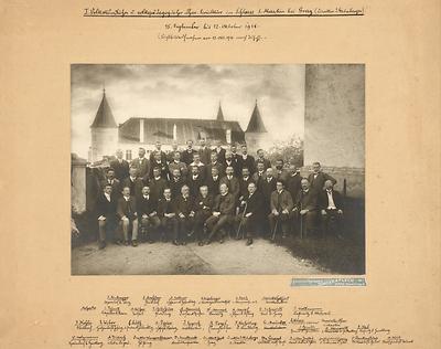 Die Bildungsarbeit auf Schloss St. Martin begann 1918/19 mit zwei Ferialkursen für Volksschullehrer
