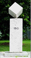 Würfelzucker-Denkmal, Dacice