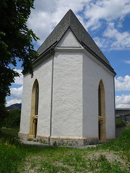 Die Ansicht der Kapelle von Südosten