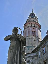 Nepomuk und Schlossturm - Foto: P. Diem