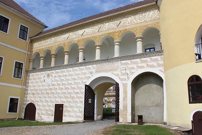 Schlosshof