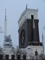 Herz-Jesu-Kirche Prag mit TV-Turm