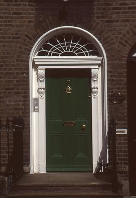 green door