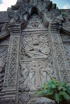 Detail einer der Stupas