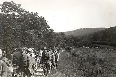 Österreichische Gendarmerie auf dem Weg ins Burgenland, bei St. Georgen am Leithagebirge (1921)