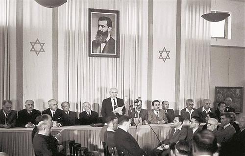 David Ben-Gurion proklamiert die Errichtung des Staates Israel