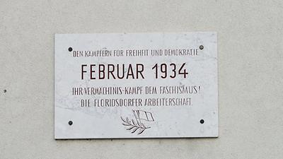 Gedenktafel an den Februaraufstand beim Schlingerhof in Floridsdorf., Foto: © Kurt Bauer