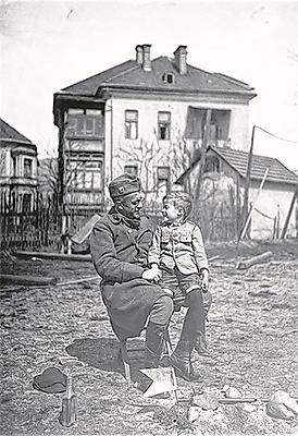 Hermann Pfeiffer mit seinem Sohn Ernst