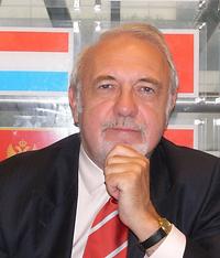 Gerhard Stadler war Sektionschef im österreichischen Verkehrsministerium und danach Direktor der europäischen Flugsicherungsorganisation Eurocontrol.