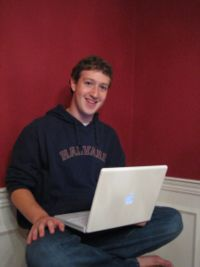 Bild 8: Marc Zuckerberg gründete 2004 den Social Networking Website Facebook und war damals 20 Jahre alt. Der 2007-Wert dieses Sites wird von manchen auf US$ 15 Miliarden geschätzt (Quelle: Wikipedia)
