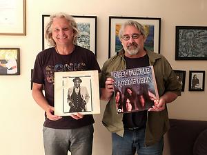 Die 2018er Pop-Konferenz, links Sir Oliver Mally mit dem hier schon erwähnten Album „Hard Again“ von Muddy Waters. Rechts Martin Krusche mit „Machine Head“ von Deep Purple. (Foto: Horst Robert Fickel)