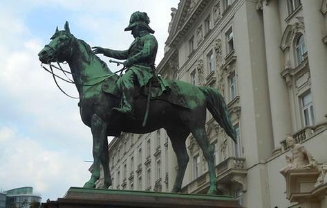 Das Radetzky-Denkmal, wo wir es heute sehen: am Stubenring 1