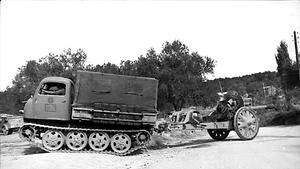 Steyr Raupenschlepper Ost 1943 in Albanien (Foto: Bundesarchiv Deutschland, Creative Commons)