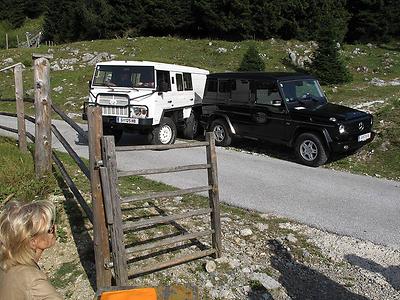 Für Privatpersonen verboten: Pinzgauer (links) und Puch G auf historischen Schöckl-Pfaden der einstigen Steyr-Daimler-Puch AG. – (Foto: Martin Krusche)