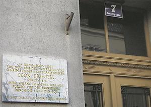 Gedenktafel Friedells am Haus Gentzgasse 7