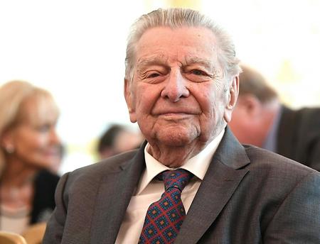 Hugo Portisch am 18. Dezember 2019 anlässlich der Überreichung des Großen Goldenen Ehrenzeichens für Verdienste um die Republik Österreich.
