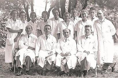 Ärzte der Wiener Kinderklinik im Jahr 1933