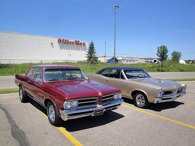 Gefälliger Etikettenschwindel für Gründungselemente der Muscle Car-Ära: 1964er und 1966er Pontiac GTO (Foto: Greg Gjerdingen, Attribution 2.0 Generic: CC BY 2.0)