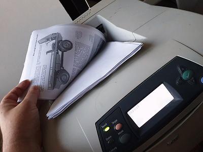 Der Laserdrucker als mein Postfach. (Foto: Martin Krusche)