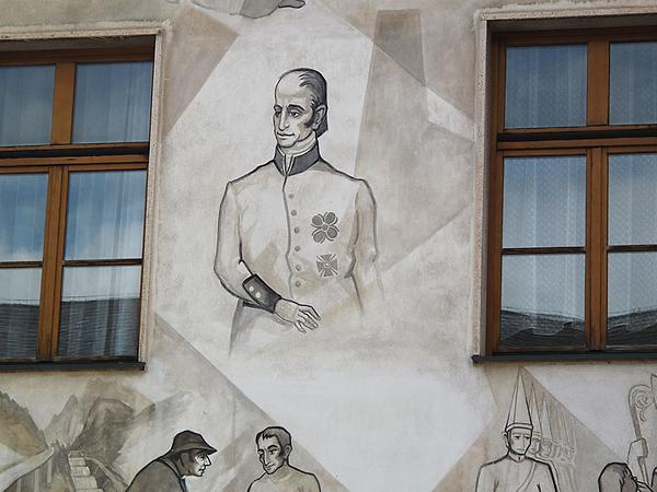 Gewissermaßen: Volkskultur goes Pop. Ein kühn variierter Erzherzog Johann auf der Rathausfassade von Trieben- (Foto: Martin Krusche)