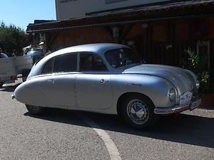 Ein Auto wie ein Luftschiff: 1950er Tatraplan 600. (Foto: Martin Krusche)