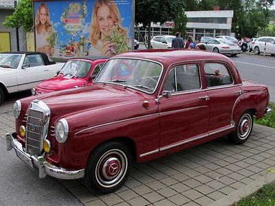 Ponton, Mercedes-Benz 190: Aus der selbsttragenden Karosserie treten Kotflügel nur noch moderat hervor.