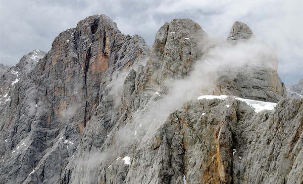 Berggipfel der Dachsteinsüdwand