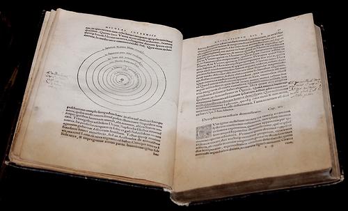 In Kopernikus´ Todesjahr 1543 erschien sein Hauptwerk 'De revolutionibus'.