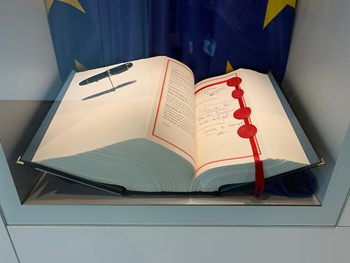 Vertrag von Maastricht (Vertragswerk in Schriftform)