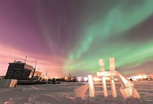 Nordlicht und Eis: eine Impression aus dem Nordwesten Kanadas