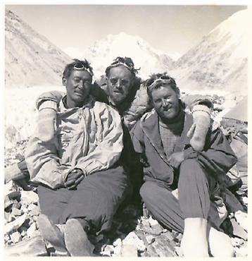 Der Sherpa Pasang Dawa Lama, Herbert Tichy und Sepp Jöchler