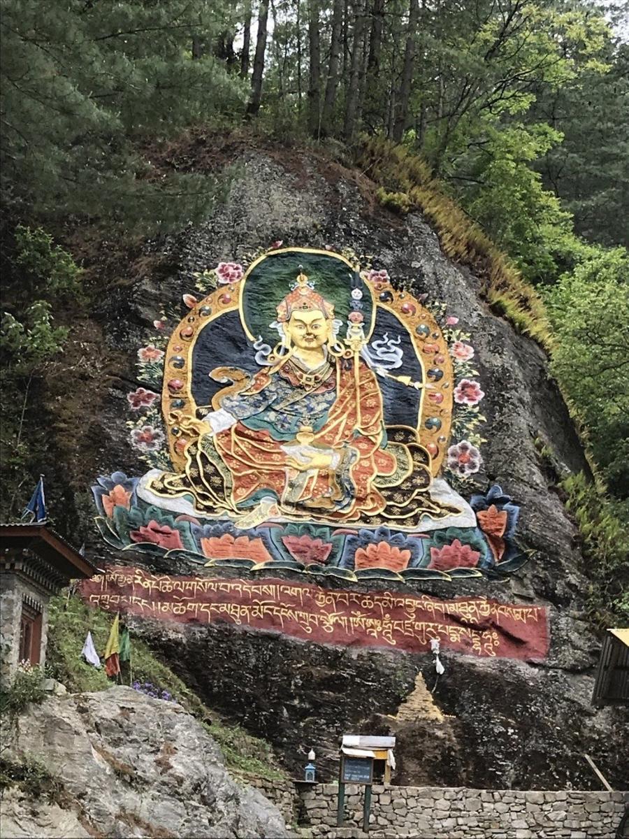 Eines von unzähligen Devotionalbildern in Bhutan (Foto: Claus Walter, Österr.-Bhutan. Ges.)