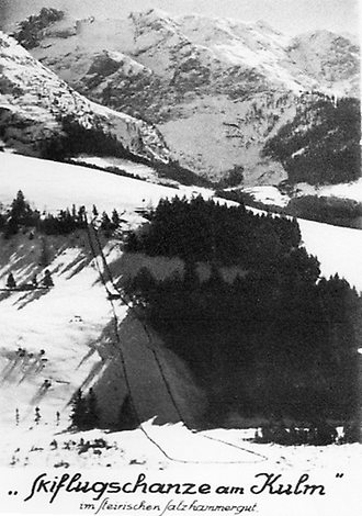Eines der ersten Bilder der Kulm-Schanze im Winter 1949/50