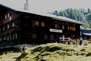 Filzmoosalm-Hütte
